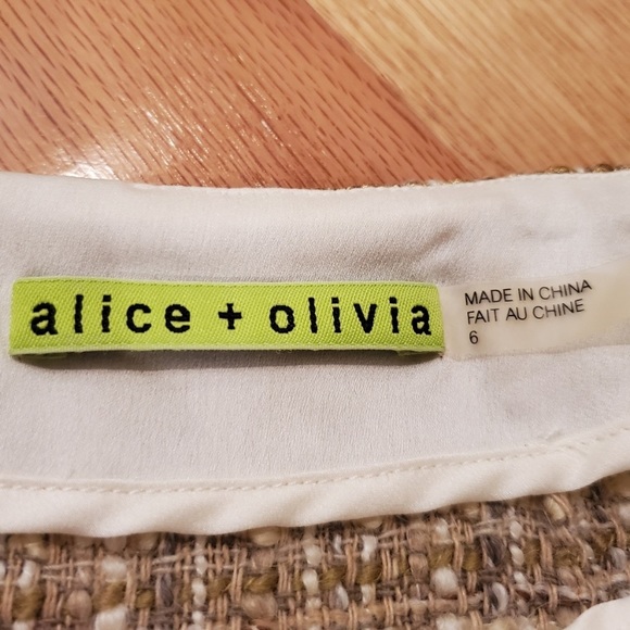 Alice and Olivia Gold Tweed Skirt - Size 6 - Picture 2 of 5